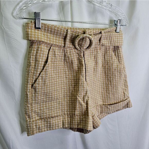 Plains & Prints Golden Yellow Belted Cuffed High Waisted Shorts Size 2 - Picture 3 of 7